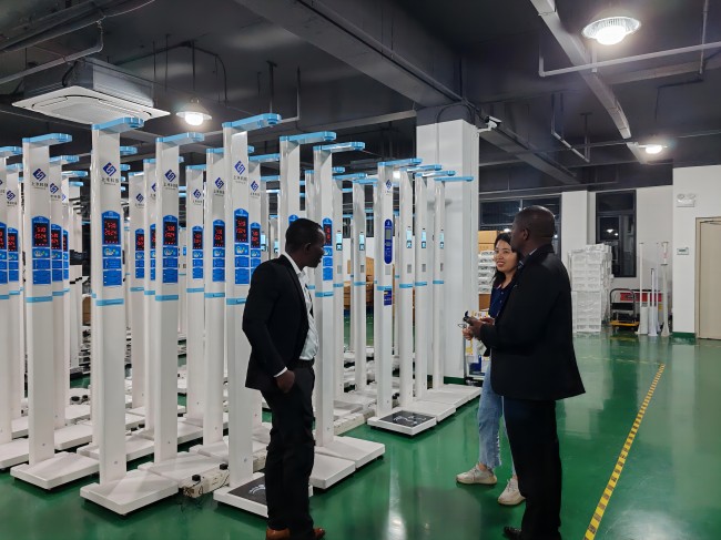 智能身高體重測量儀